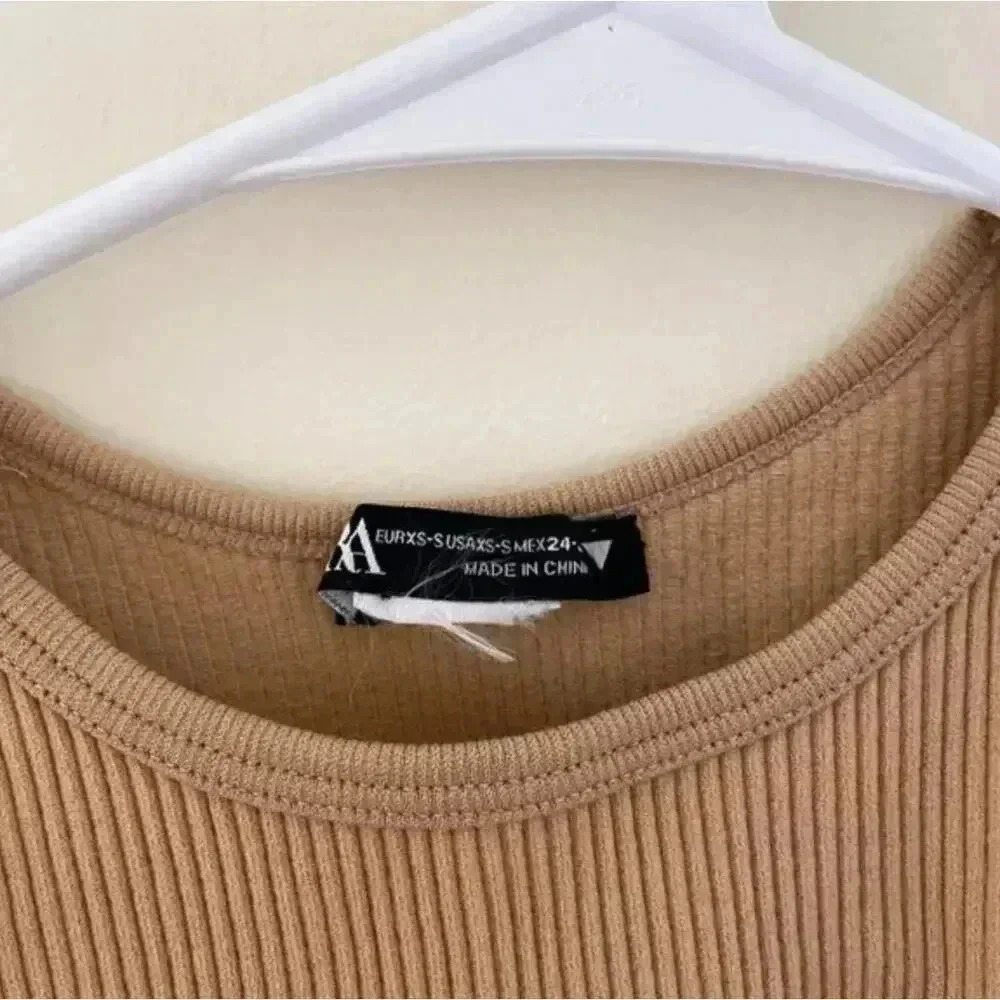 Zara Ribbed Crop Top in Beige - Picture 2 of 2